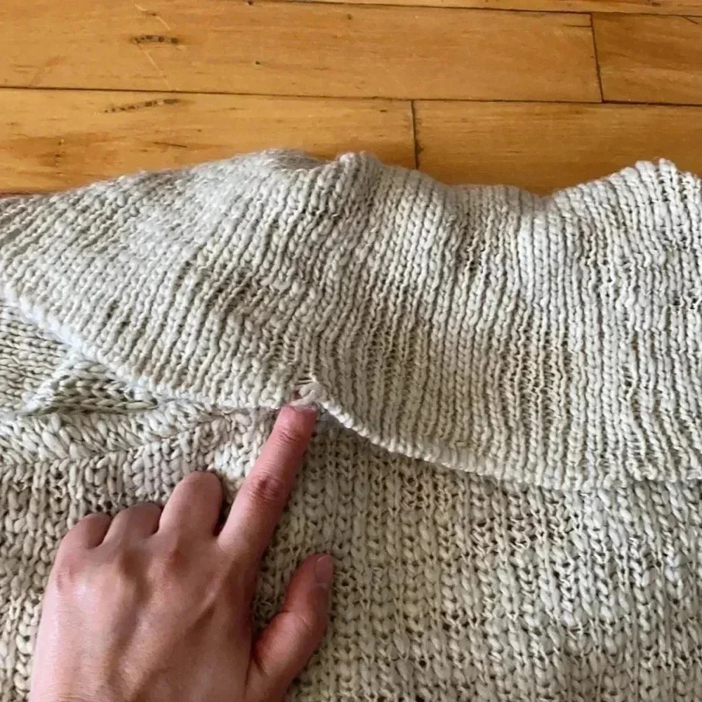 Cardigan - Picture 6 of 6